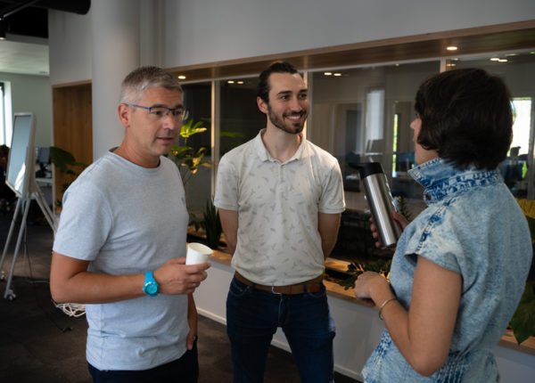 Collaborateurs We Feel Good dans les bureaux 750pxmax (78)